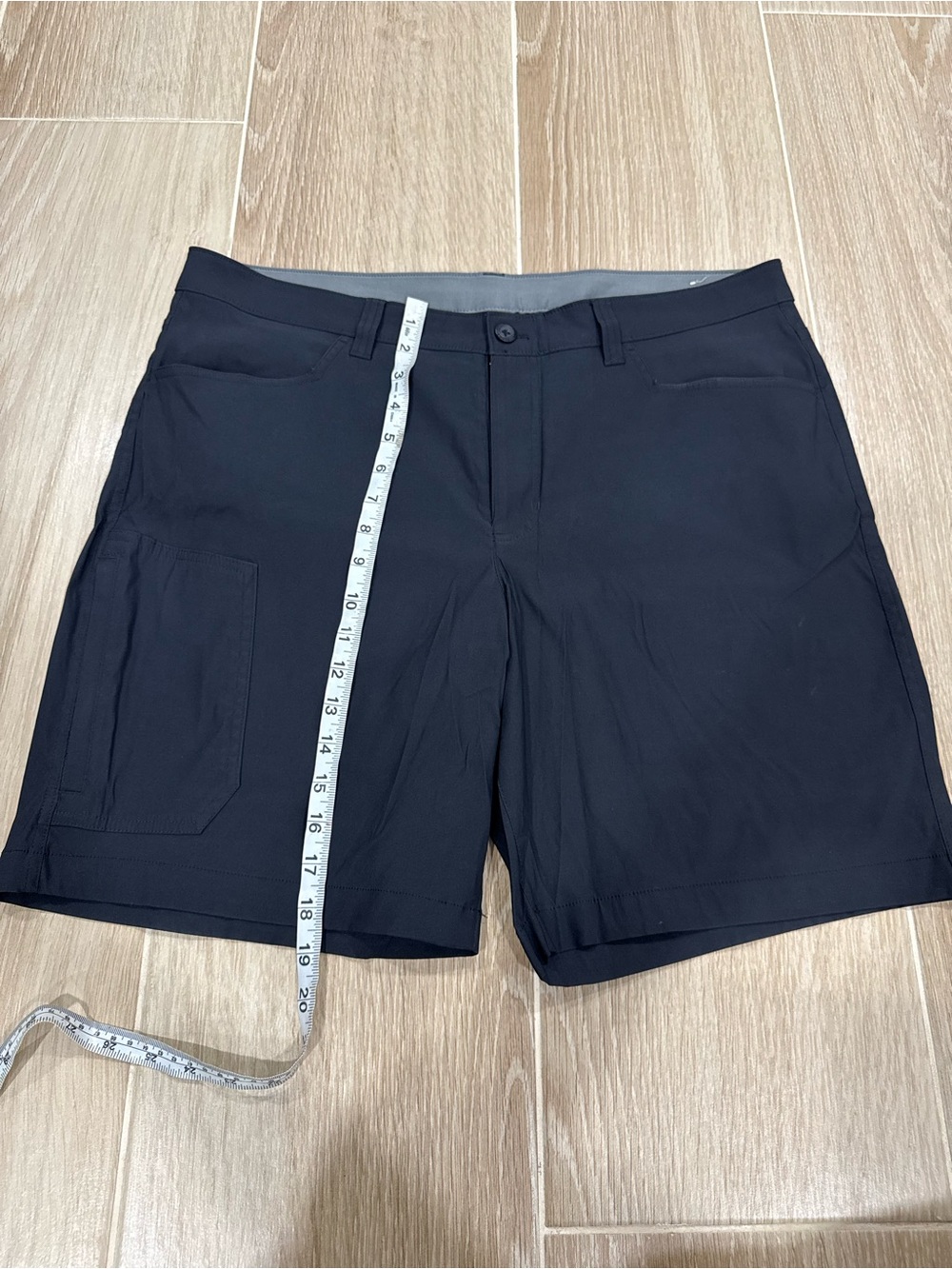 Eddie Bauer Black Athletic Cargo Shorts